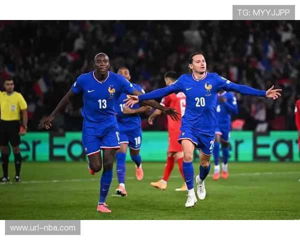 法国队战术解析：高位逼抢瓦解冰岛防线，格列兹曼成关键枢纽